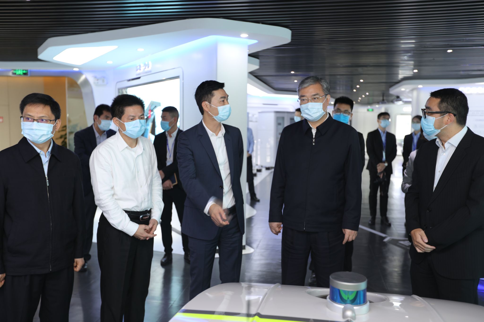 佛山市委书记鲁毅调研金年金字招牌(jinnian)环境，鼓励企业再接再厉创新高